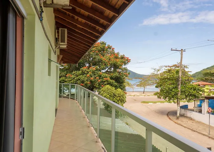 Green Haven Hostel Ubatuba
